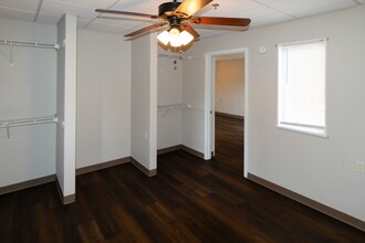 Ridgeview Apartments in Roanoke, VA - Building Photo - Building Photo