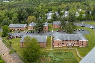 Laurel Gardens in South Fallsburg, NY - Building Photo - Building Photo