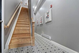 346 Communipaw Ave in Jersey City, NJ - Building Photo - Building Photo