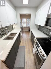 15 Guildwood Pkwy in Toronto, ON - Building Photo - Building Photo