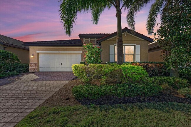 property at 167 Maraviya Blvd