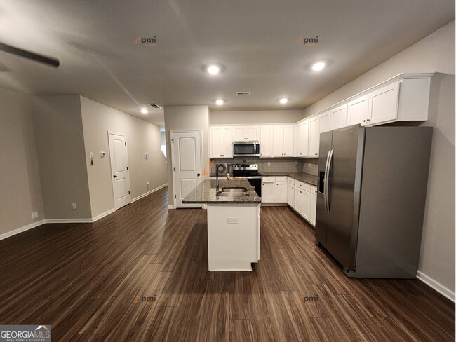 315 Skipjack Ct in Covington, GA - Building Photo - Building Photo