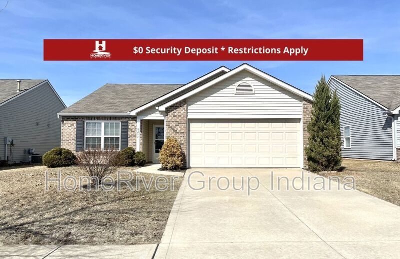 9217 Nadina Cove in Fort Wayne, IN - Building Photo