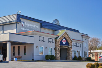 Vaden Campus Commons in Winchester, VA - Building Photo - Building Photo