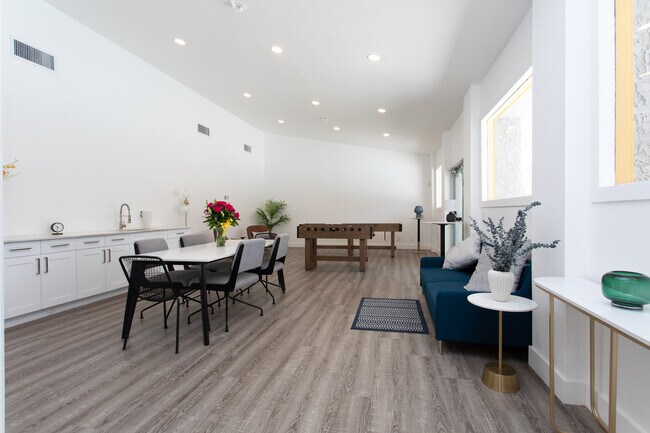 Equinox on Columbus in Tucson, AZ - Building Photo - Interior Photo