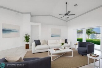 3838 SW Hainlin St in Port St. Lucie, FL - Foto de edificio - Building Photo