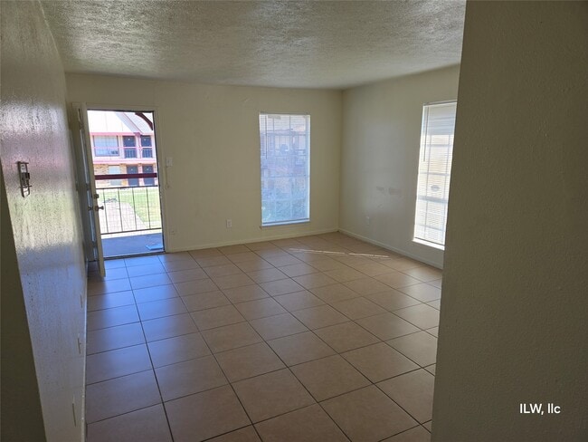 property at 830 Victoria Dr