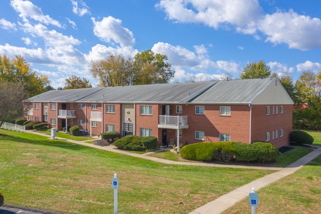 The Bradford in Leola, PA - Foto de edificio - Building Photo