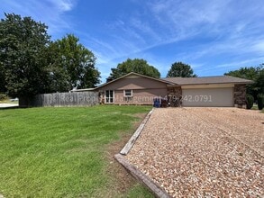 2804 S 97th Cir in Fort Smith, AR - Building Photo - Building Photo