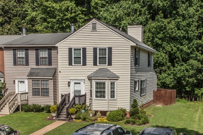 property at 1678 Skiffes Creek Cir
