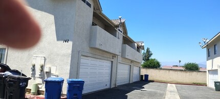 1425 S White Ave, Unit B in Pomona, CA - Building Photo - Building Photo