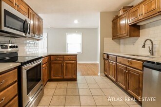 512 W 101st St in Kansas City, MO - Building Photo - Building Photo