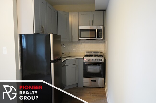 503 W Belmont Ave, Unit 5I