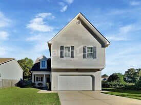 582 Cotton Brook Dr in Fuquay Varina, NC - Building Photo