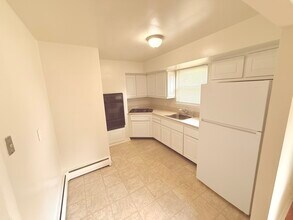 615 Paxon Ave in Wyncote, PA - Foto de edificio - Building Photo