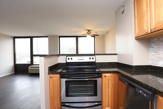 4334 N Hazel St in Chicago, IL - Building Photo - Building Photo