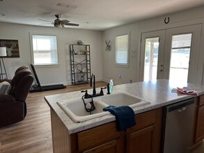 21488 Mixon Rd in Troup, TX - Building Photo - Building Photo