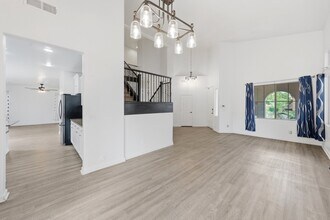 12175 W Chase Ln in Avondale, AZ - Building Photo - Building Photo