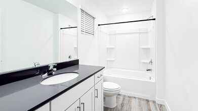 86 N Monitor Row in Saratoga Springs, UT - Building Photo - Building Photo