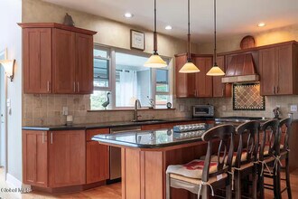 27 Hill Rd in Saratoga Springs, NY - Building Photo - Building Photo