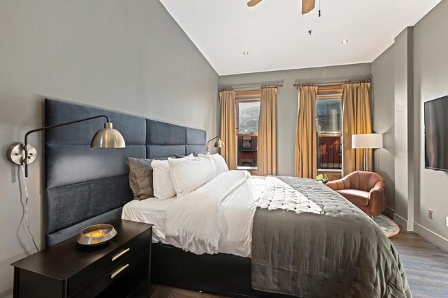 100 Orchard St in New York, NY - Foto de edificio - Building Photo