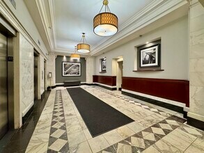 40 E 9th St, Unit 1801 in Chicago, IL - Building Photo - Building Photo