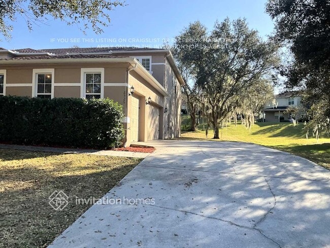 property at 2526 Sugarsand Ct