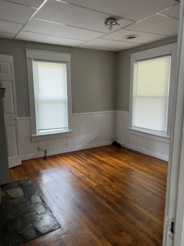 1116 Virginia Ave in Bristol, TN - Building Photo - Building Photo