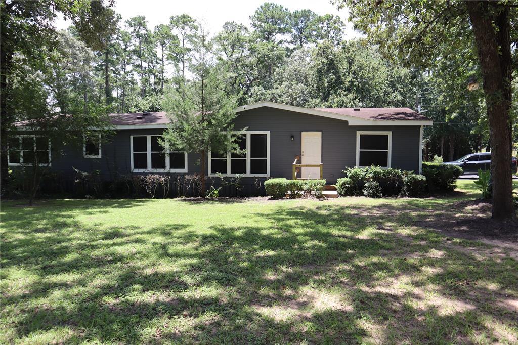 153 Woodway Dr in Magnolia, TX - Building Photo
