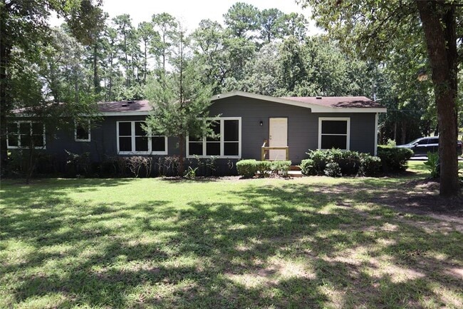 property at 153 Woodway Dr