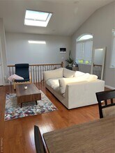 31 B Marwood Rd N in Sands Point, NY - Building Photo - Building Photo