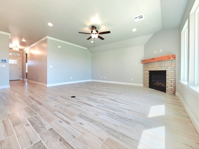 18501 Grove Pkwy in Edmond, OK - Building Photo - Building Photo