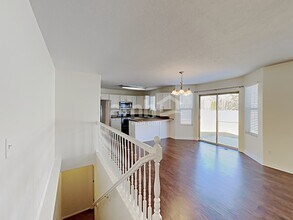 3372 W 1050 N in Layton, UT - Foto de edificio - Building Photo