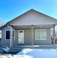 5633 Kearney Ave in Lincoln, NE - Building Photo