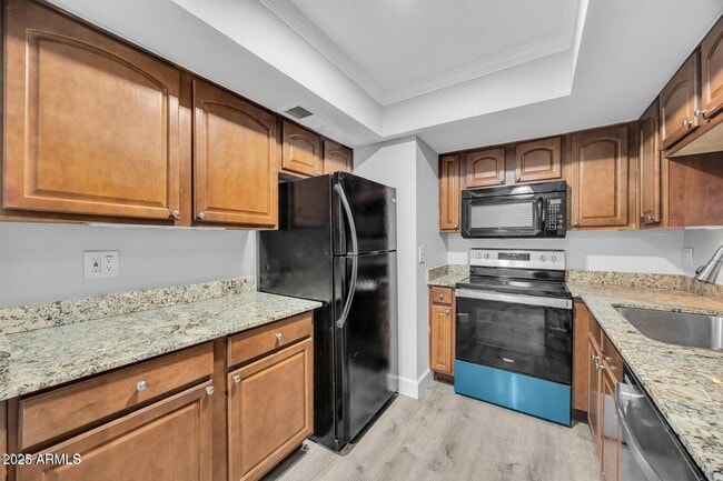 3405 W Danbury Dr in Phoenix, AZ - Building Photo - Building Photo