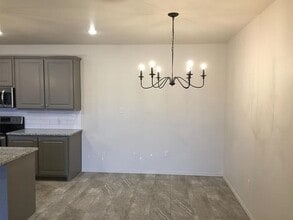 9601 Iola Ave in Lubbock, TX - Building Photo - Building Photo