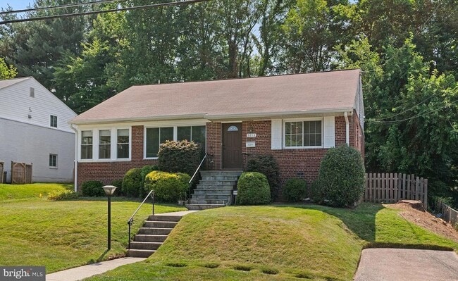 property at 9212 Chanute Dr