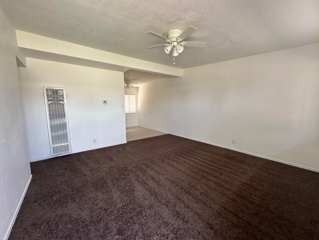 428 Oasis Dr in Ridgecrest, CA - Building Photo - Building Photo