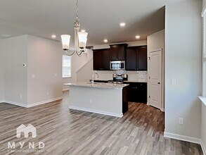 1306 Sweetbriar Cir in East Point, GA - Building Photo - Building Photo