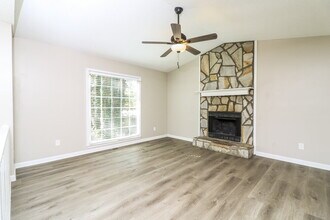 222 Cove Rd in Hiram, GA - Building Photo - Building Photo