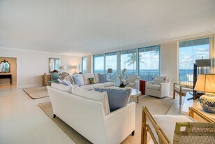 340 S Ocean Blvd in Palm Beach, FL - Building Photo