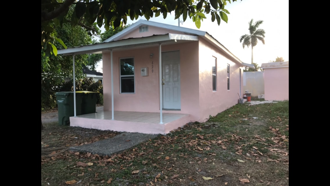 620 SW 8th Ave in Homestead, FL - Building Photo