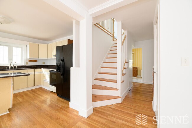 14 Skehan St, Unit 2