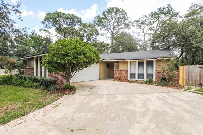 102 Ingram Ct
