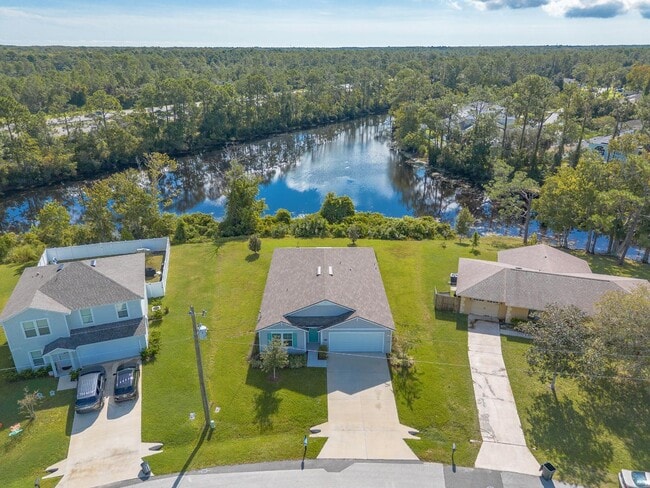 109 Persimmon Dr in Palm Coast, FL - Building Photo - Building Photo