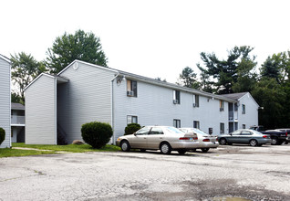 520 Massillon in Akron, OH - Foto de edificio - Building Photo