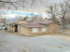 2065 Whitfield Wy in Reno, NV - Building Photo - Building Photo