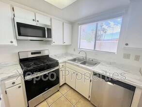 69613 Karen Way in Rancho Mirage, CA - Building Photo - Building Photo