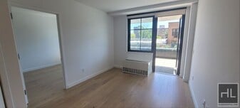 NORTHERN BOULEVARD in Queens, NY - Building Photo