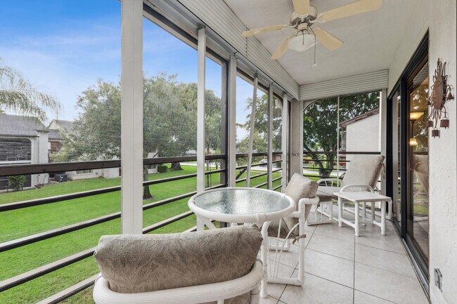 5040 Rose Hill Dr in Boynton Beach, FL - Building Photo - Building Photo